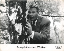 Kampf über den Wolken (Crooked Sky, The)