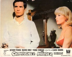 Champagne Murders, The (Scandale, Le)