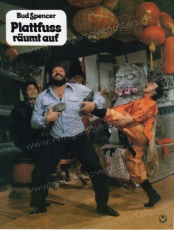 Plattfuß räumt auf (Piedone a Hong Kong)