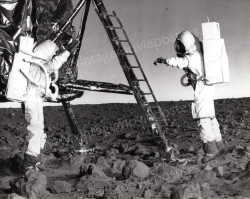 Capricorn One (Capricorn One)